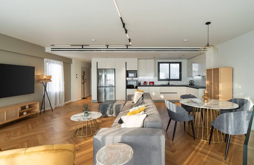 Psirri Apartment | LIV Athinum 1 - Luxury Penthouse Apartment 5B