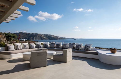 Agios Ioannis Villa | Livin' the dream
