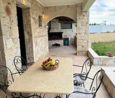 Paliouri Villa | LoVe Villa