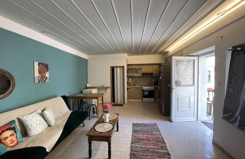 Corfu Town Apartment | Lovely Apartment central Corfu near the port