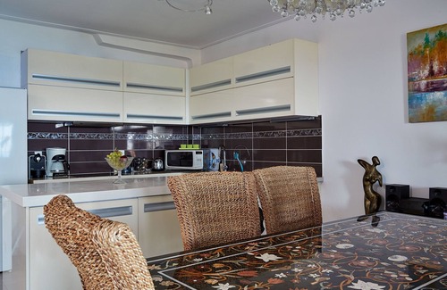 Skala Villa | Luxurious Villa in Apostolata 5★ resort, 3BR, sea views, free parking!