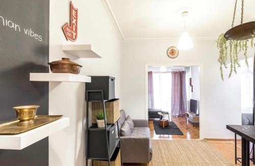 Plaka Apartment | Luxuriously Central Studio in the Heart of Athens