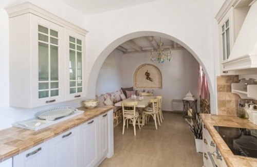 Akrotiri Villa | Luxury 5 Bedroom Villa in Santorini Greece - Complimentary Concierge