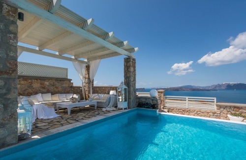 Akrotiri Villa | Luxury 5 Bedroom Villa in Santorini Greece - Complimentary Concierge