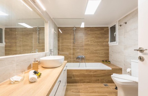 Kolonaki Apartment | Luxury & Spacious Penthouse w/balcony in Kolonaki