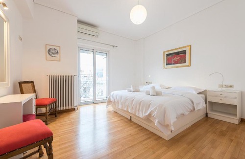 Kolonaki Apartment | Luxury & Spacious Penthouse w/balcony in Kolonaki