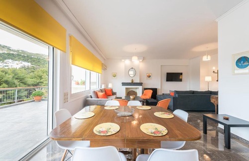 Kolonaki Apartment | Luxury & Spacious Penthouse w/balcony in Kolonaki
