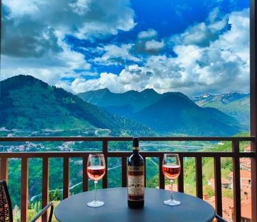 Metsovo Apartment | Majestic Vista Residence
