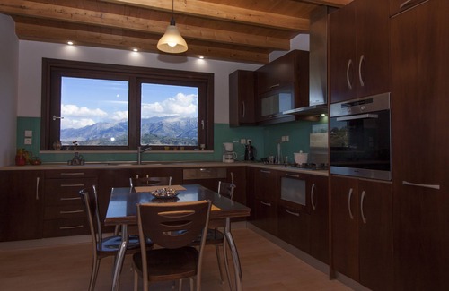 Malaxa House | Malaxiana Houses
