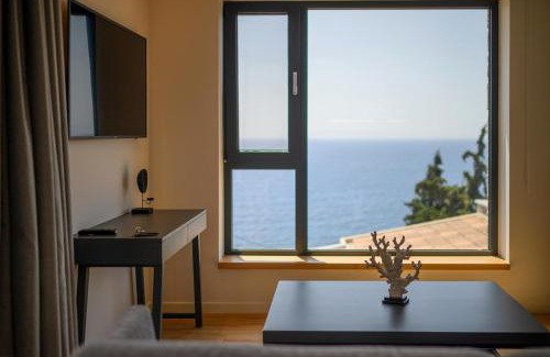 Lefktron Apartment | Mani Suites