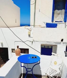Folegandros Town Apartment | Margarita's Rooms