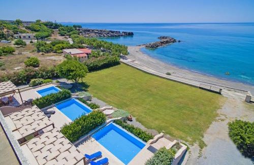 Frangokastellon Villa | Mary Beach