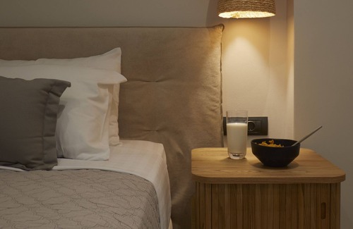 Pyrgos Hotel | Mayu Suites