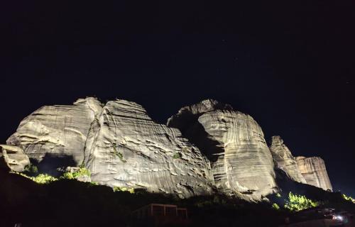 Kalambaka Apartment | Meteora Gold and Glass Suites