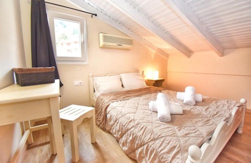 Agios Gordios Apartment | Mike's apartments