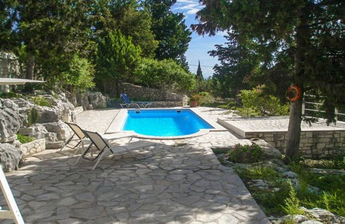 Ieromonachos Villa | Millers Cottage: Large Private Pool, A/C, WiFi