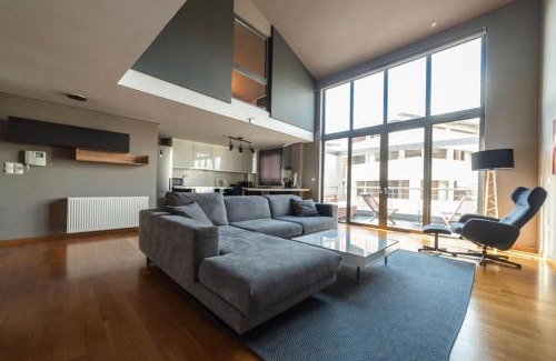 Gazi Apartment | Minimal Brand New Loft next to Subway