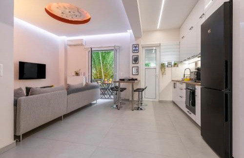 Kypseli Apartment | Modern Stay in Athens Center