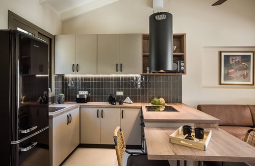 Kaligata Villa | Moschato Estate Villas