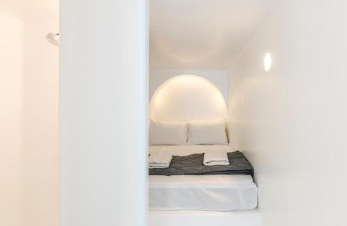Mykonos Hostel | MyCocoon Hostel