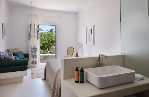 Paraga Hotel | Myconian Sunrise Relais & Chateaux Hotel
