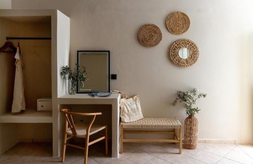 Tinos Apartment | Noe Rooms In Center Of Tinos