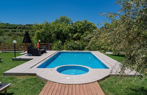 Prinos Villa | Nostos Villa, 50m2 pool, 2km from the beach!