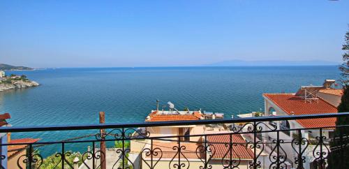 Kavala Apartment | Old town luxury suite