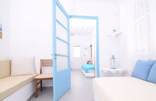 Parikia House | Old Town Traditional House