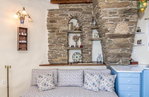 Tinos Town House | Old Windmill in Triandaros village