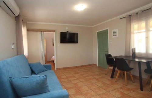 Agios Ioannis House | Olga Home Agios Ioannis Lefkada - Lefkada BnB