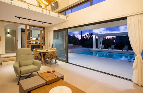 Agios Ioannis Villa | olive green villas