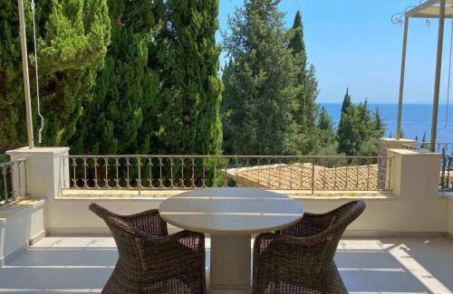 Petaleia House | Paleopetres K-Nine - Premium Suite - Kalami -