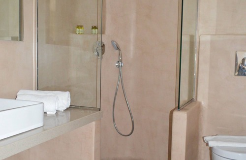 Agios Ioannis House | Panthea Residence
