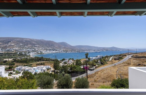 Krotiri Villa | Parikia Cove Mansion