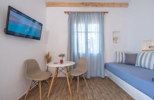 Naxos Town House | PERIVOLI 1-CHORA(5min away from the center by car)