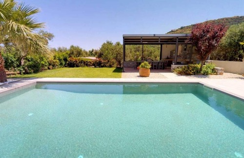 Kissamos Villa | Petronila villa at kissamos