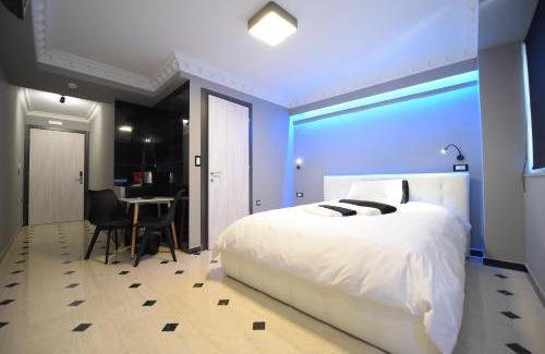 Patras Bed & Breakfast | Pietra Mare Suites