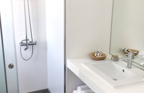 Kini Bed & Breakfast | Pino di Loto Boutique Bed & Breakfast