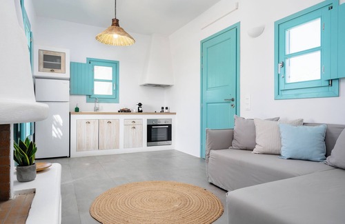 Plaka Hotel | Ploes Seaside Houses