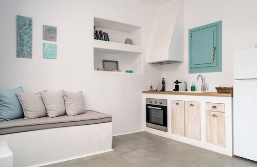 Plaka Hotel | Ploes Seaside Houses