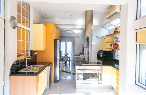 Kavala House | Pool sea view holiday home close to the beach