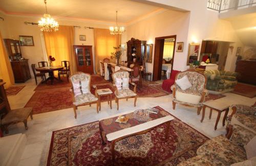 Corfu Town Villa | Private Villa AKOBARA, 2km from city center