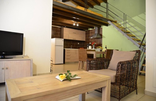 Agios Spyridon Corfu Apartment | Pyramid City Apartments