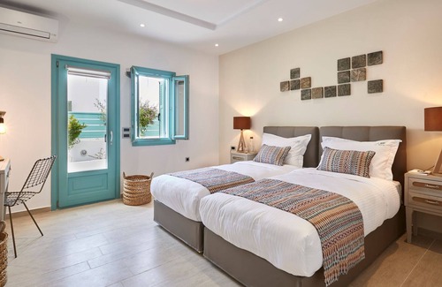 Monolithos Villa | R 106 Beach Villa Daily Maid Serv.Breakfast Incl. Sea Views with Private Pool