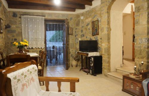 Anatoli Apartment | Reveka's Home