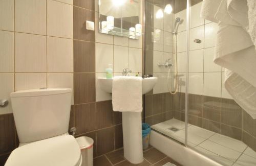 Agios Gordios Apartment | Rolandos Apartments