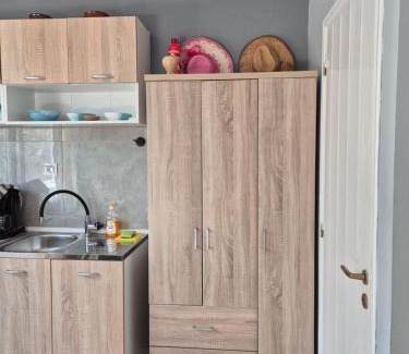 Kefalas House | Rosemary room