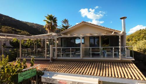 Mikros Gialos Hotel | Rouda Bay Beach Hotel