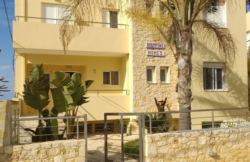 Kato Stalos House | Rubini Home III 3 minutes from sea by feet